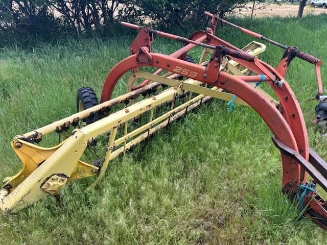 Image of New Holland Rolabar 258 equipment image 1