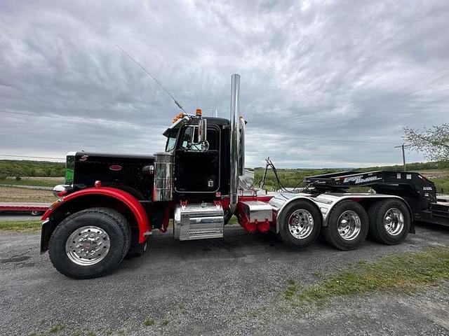 Image of Peterbilt 359 equipment image 1