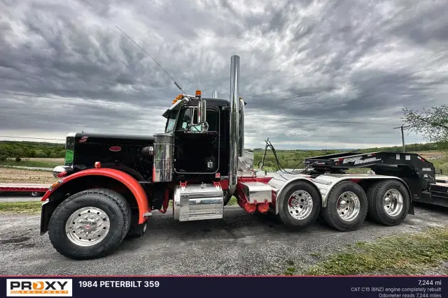 Image of Peterbilt 359 equipment image 1
