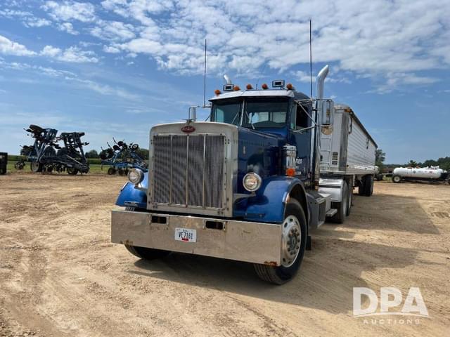Image of Peterbilt 359 equipment image 1