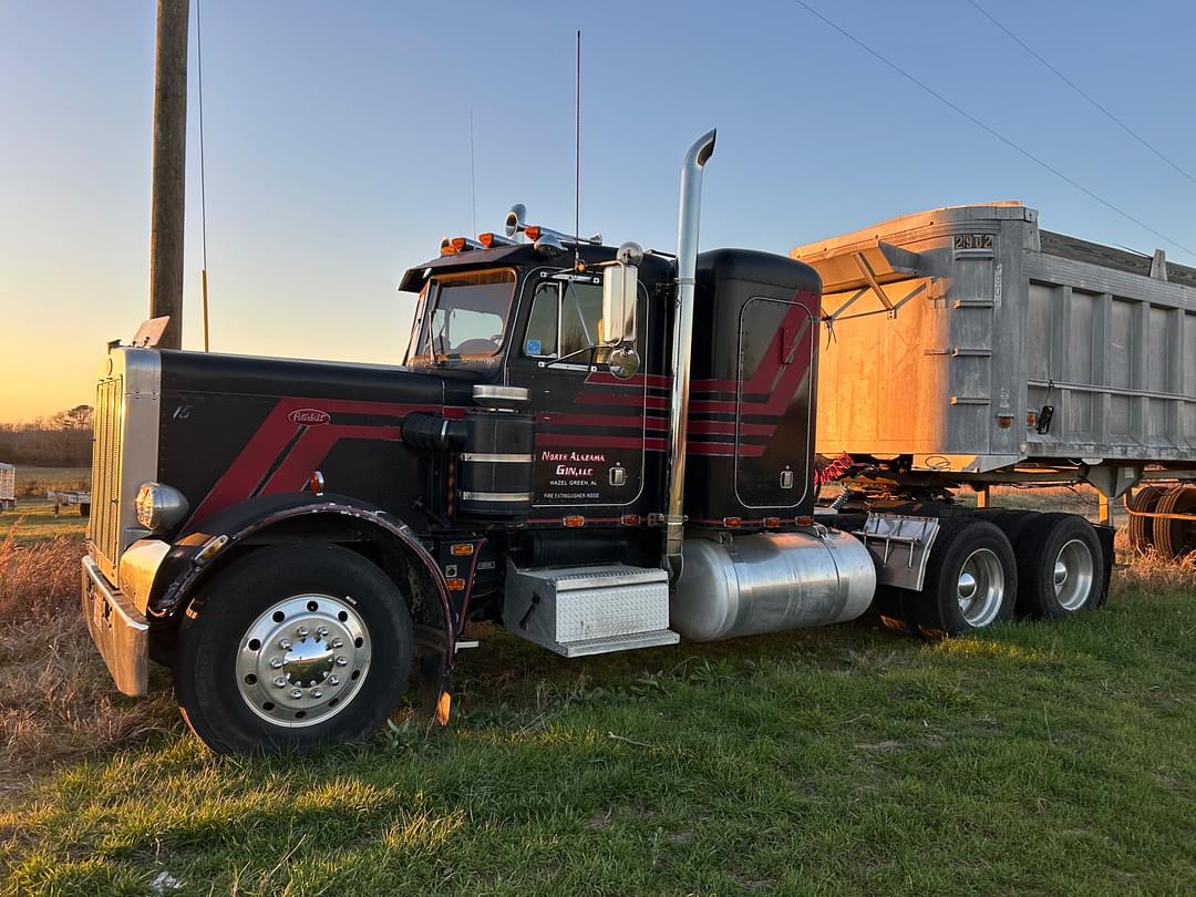 Image of Peterbilt 359 Primary image