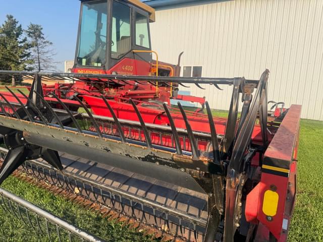Image of Versatile 4400 equipment image 2