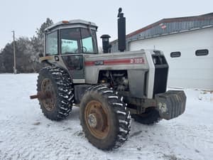 1984 White 2-155 Image