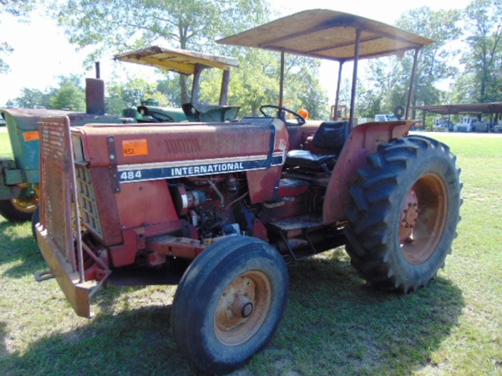 Main image International Harvester 484