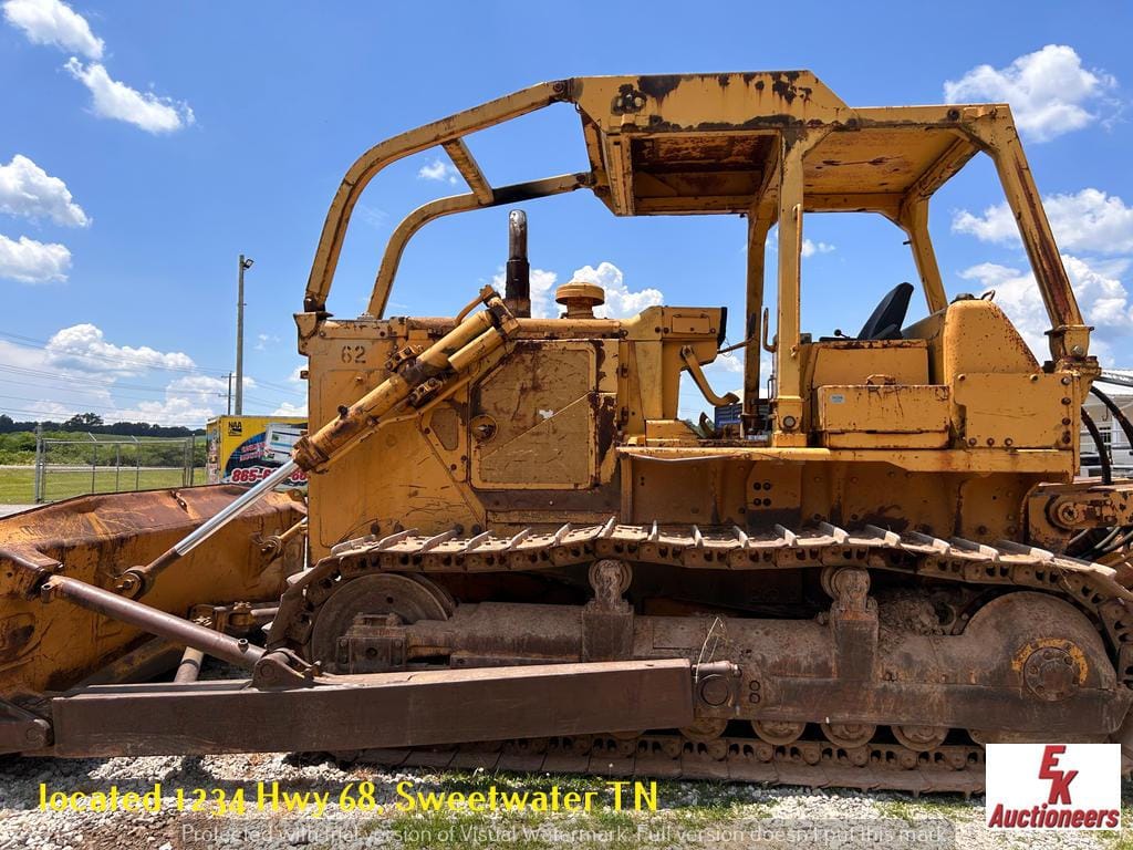 Main image Komatsu D85E