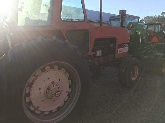 Thumbnail image Allis Chalmers 7000 3