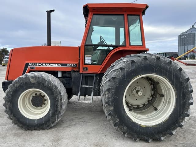 Image of Allis Chalmers 8070 equipment image 2
