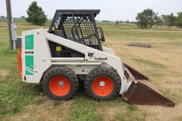 Image of Bobcat 642B equipment image 1