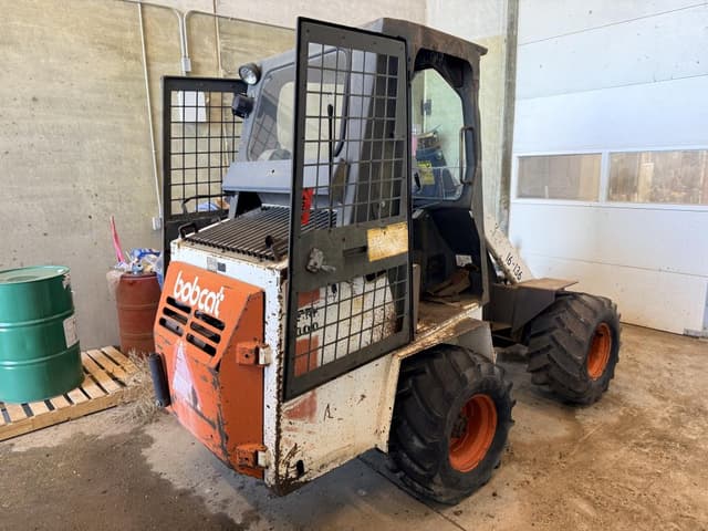 Image of Bobcat 2000 equipment image 3