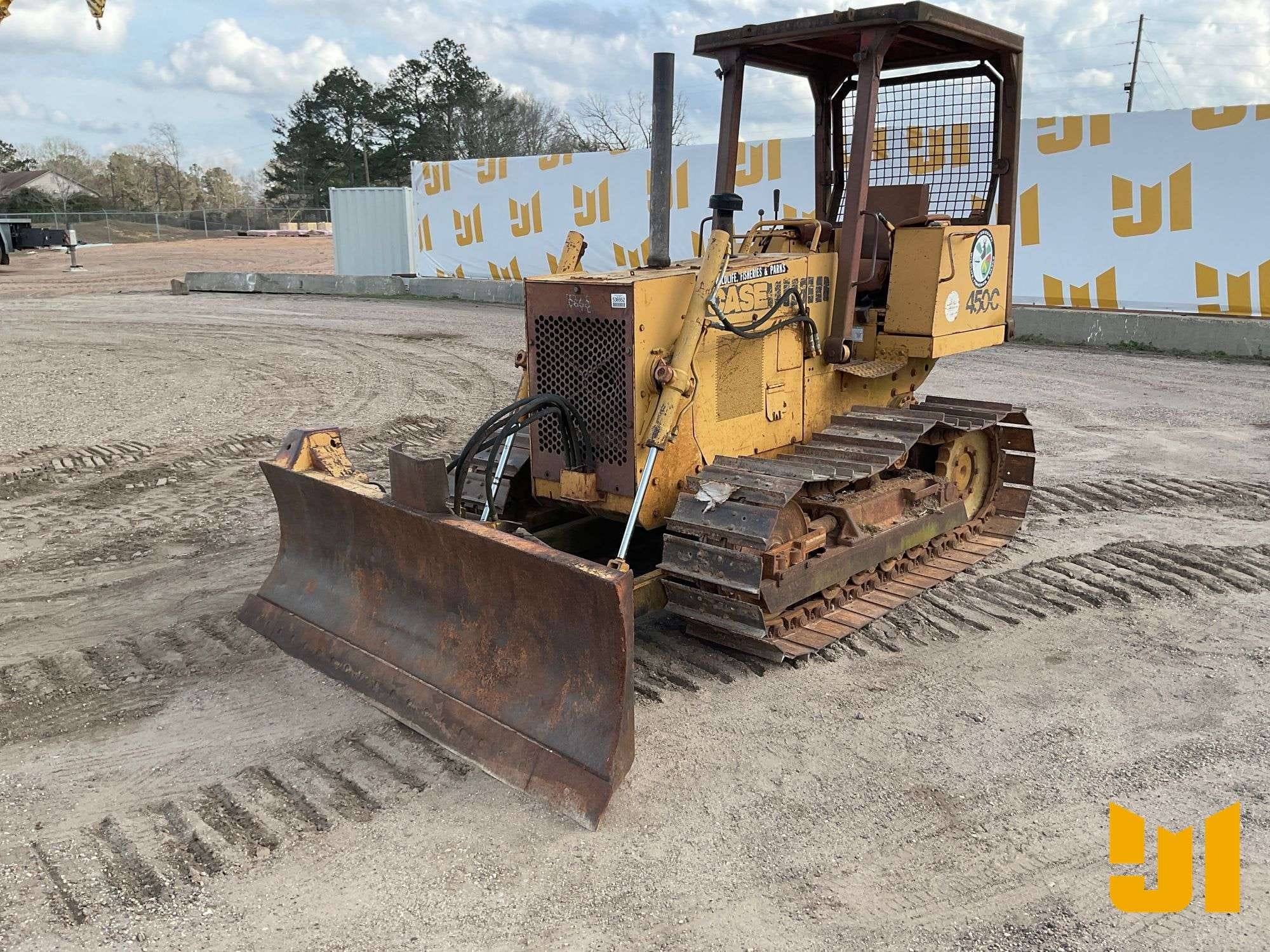 1985 Case 450C Equipment Image0