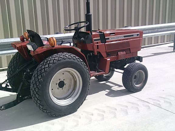 Image of International Harvester 234 equipment image 2