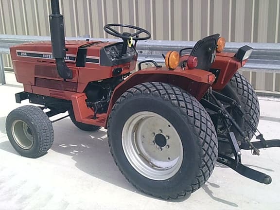 Image of International Harvester 234 equipment image 4