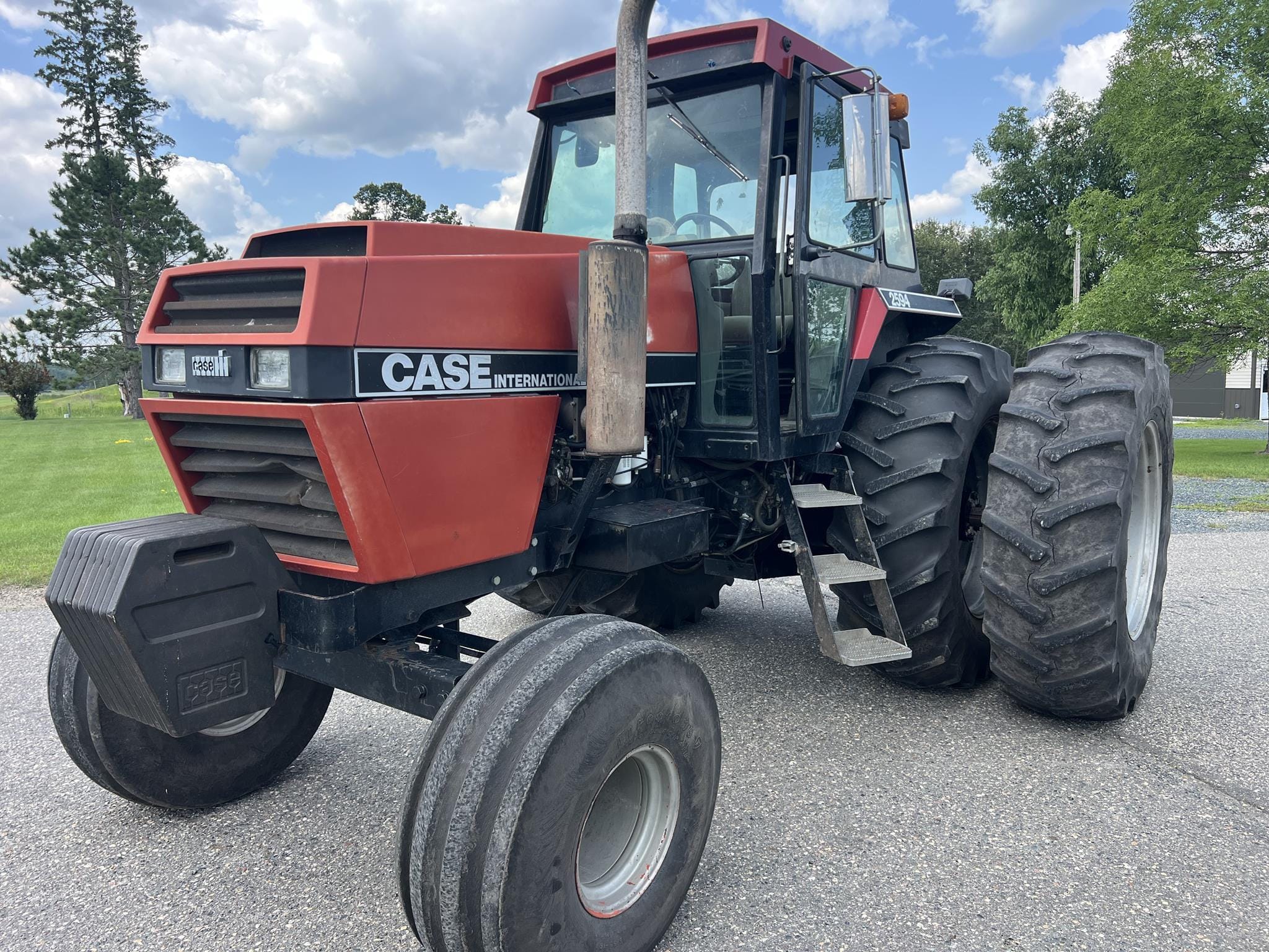 1985 Case IH 2594 Equipment Image0