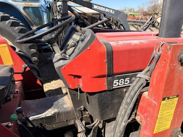 Image of Case IH 585 equipment image 4