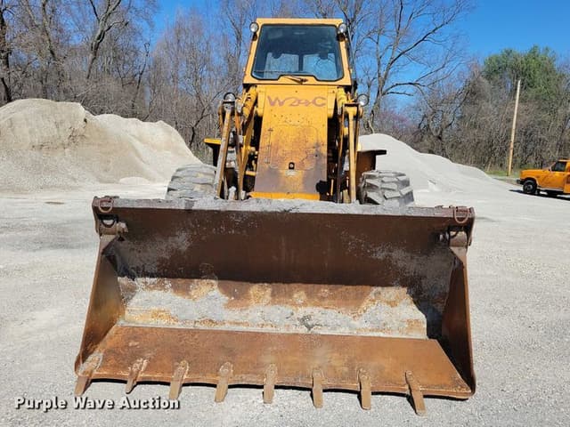 Image of Case W24C equipment image 1