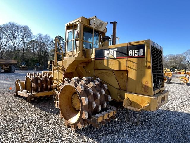 Image of Caterpillar 815B equipment image 1