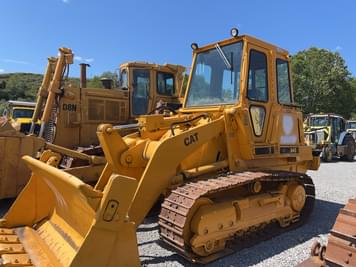 Main image Caterpillar 943