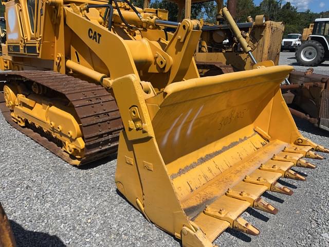 Image of Caterpillar 943 equipment image 3