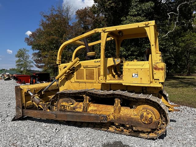 Image of Caterpillar D6D equipment image 1