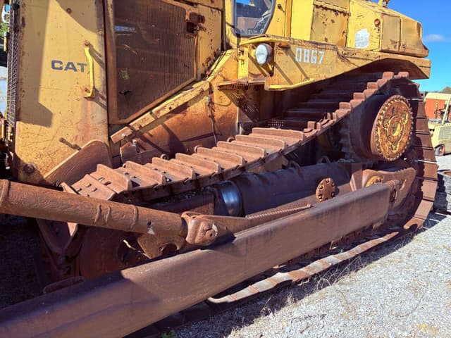 Image of Caterpillar D8L equipment image 4