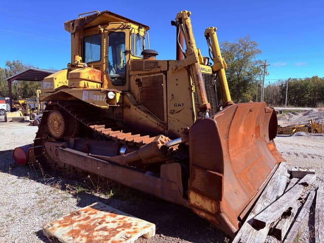 Image of Caterpillar D8L equipment image 3