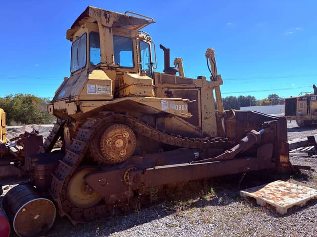 Image of Caterpillar D8L equipment image 2