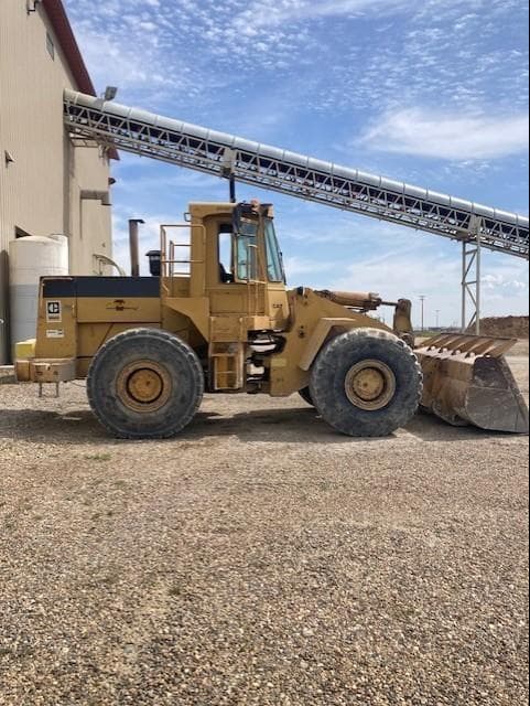 Image of Caterpillar 966D equipment image 1