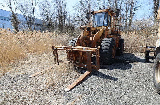 Image of Caterpillar 966D equipment image 3