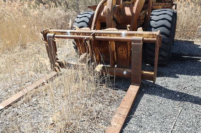 Image of Caterpillar 966D equipment image 4