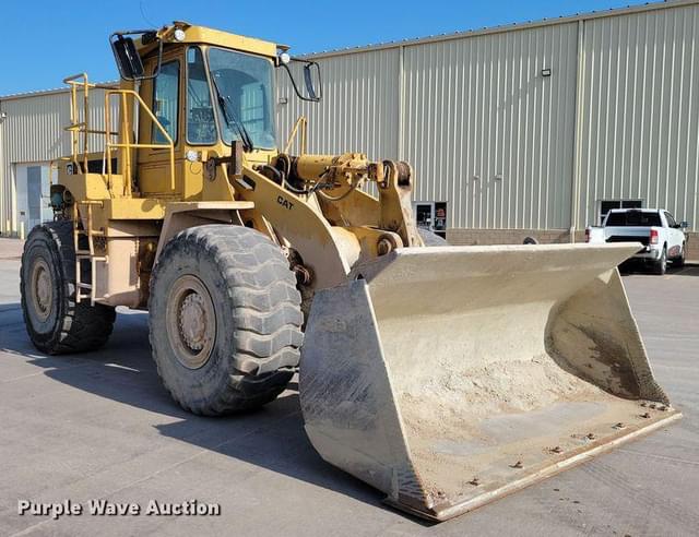 Image of Caterpillar 966D equipment image 2