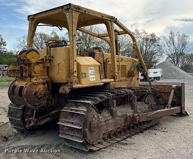 Image of Caterpillar D6D equipment image 4