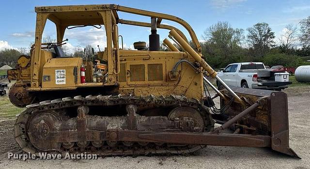 Image of Caterpillar D6D equipment image 3