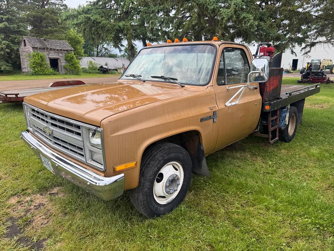 Image of Chevrolet C30 Primary image