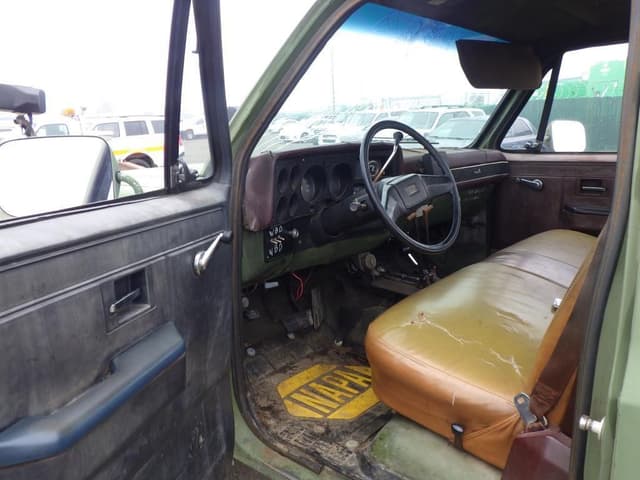 Image of Chevrolet D30 equipment image 4