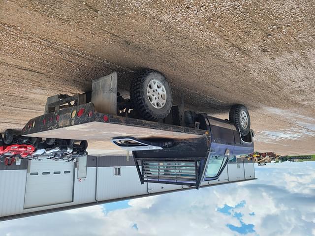 Image of Chevrolet K-10 equipment image 3
