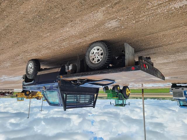 Image of Chevrolet K-10 equipment image 2