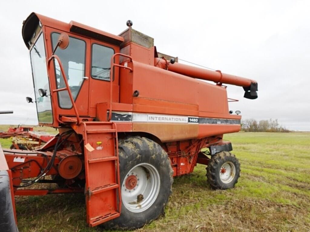 1985 Case IH 1460 Equipment Image0