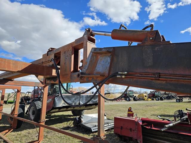 Image of Undetermined 6 Bale hay accumulator equipment image 2