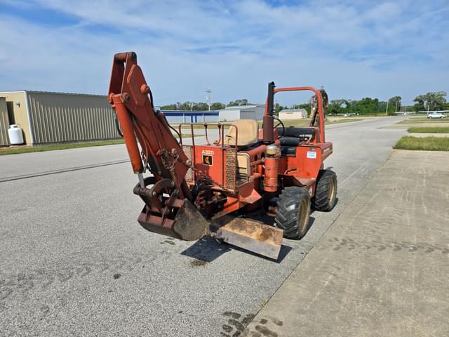 Image of Ditch Witch 3210 equipment image 1