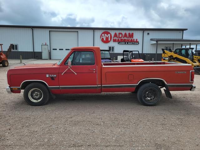 Image of Dodge Ram 150 equipment image 4