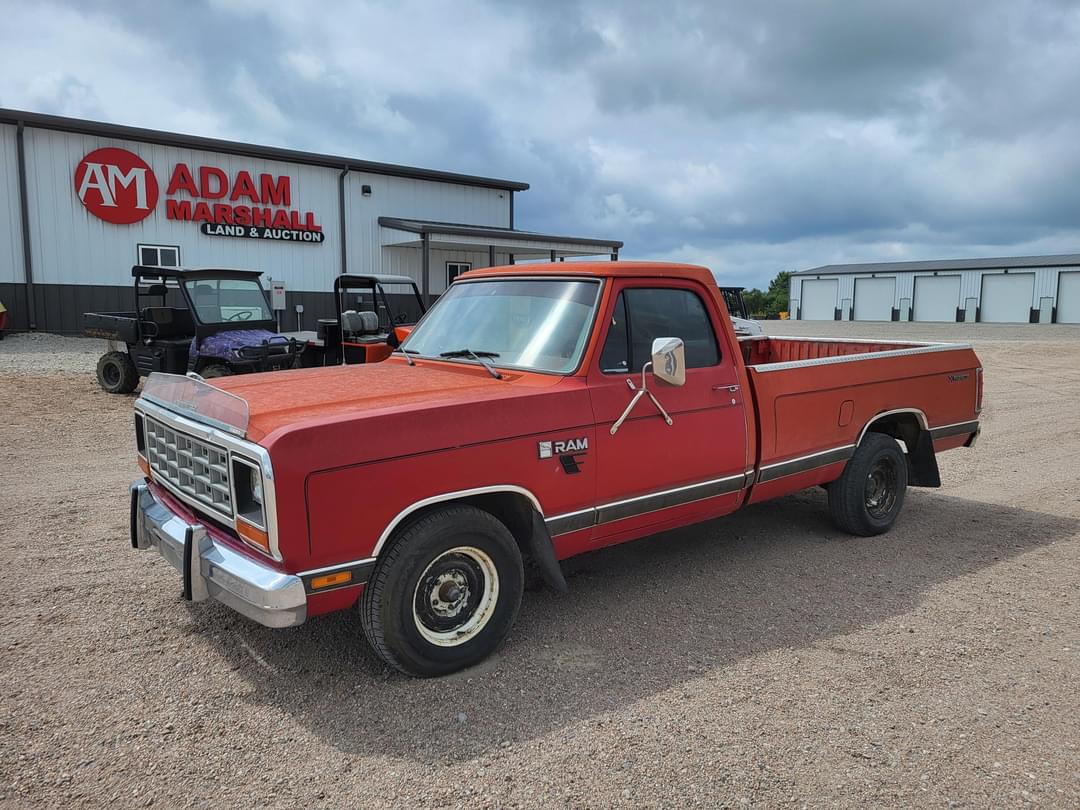 Image of Dodge Ram 150 Primary image