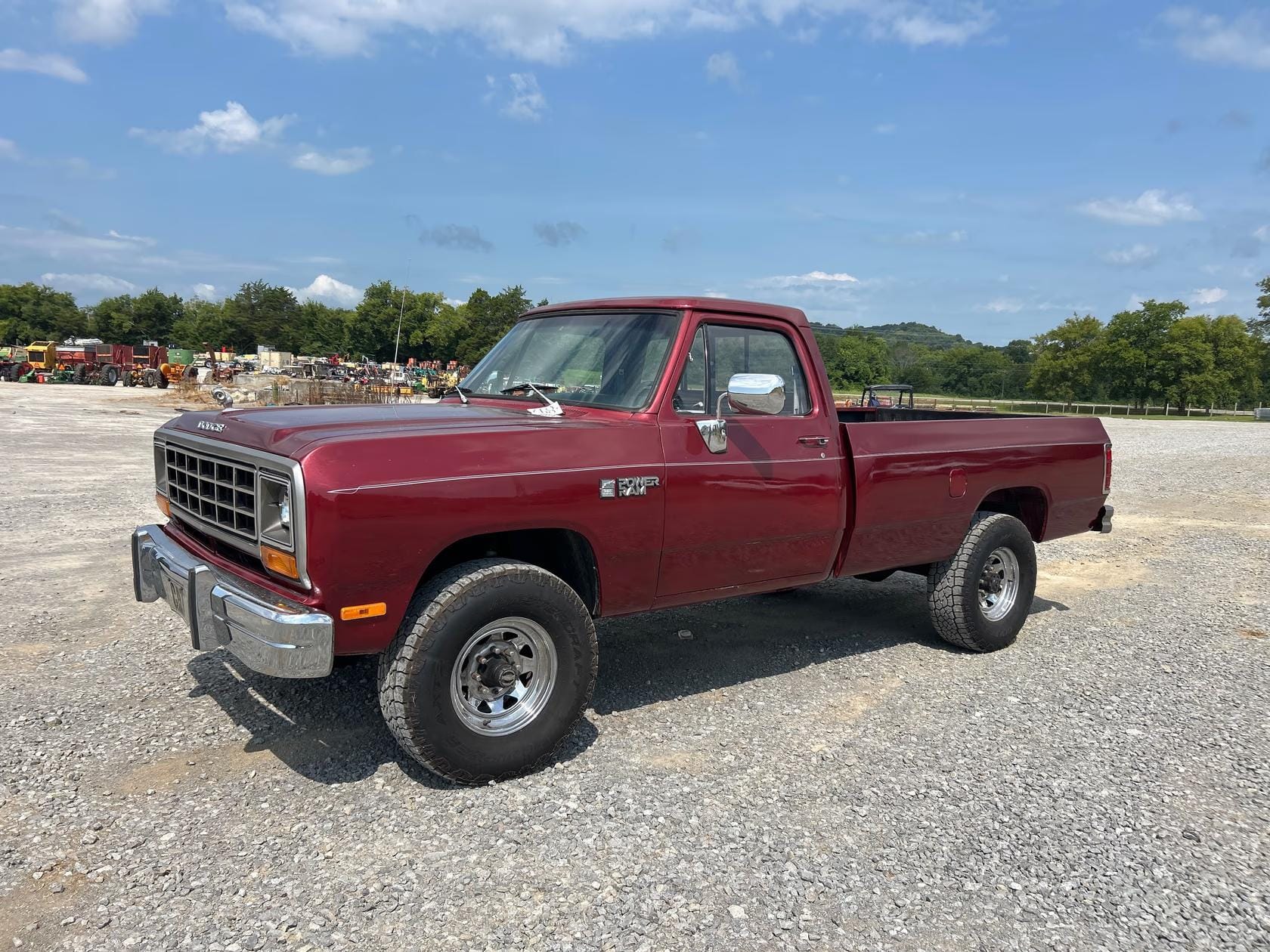 1985 Dodge Ram 250 Equipment Image0