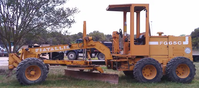 Image of Fiat-Allis FG 65C equipment image 4