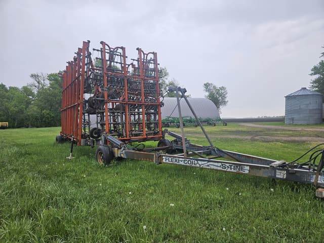 Image of Flexi-Coil S-tine equipment image 1