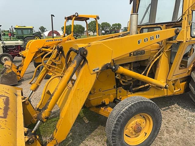 Image of Ford 4500 equipment image 1