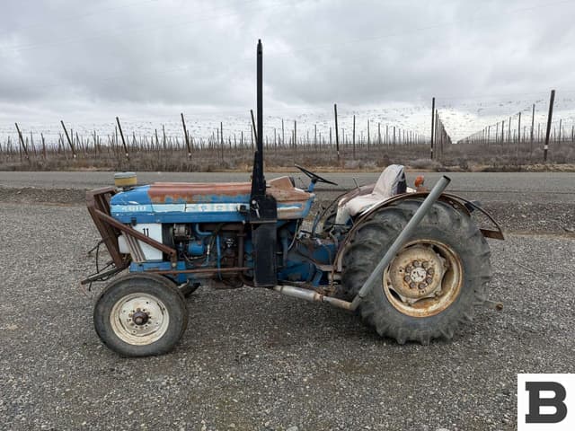 Image of Ford 4610 equipment image 1