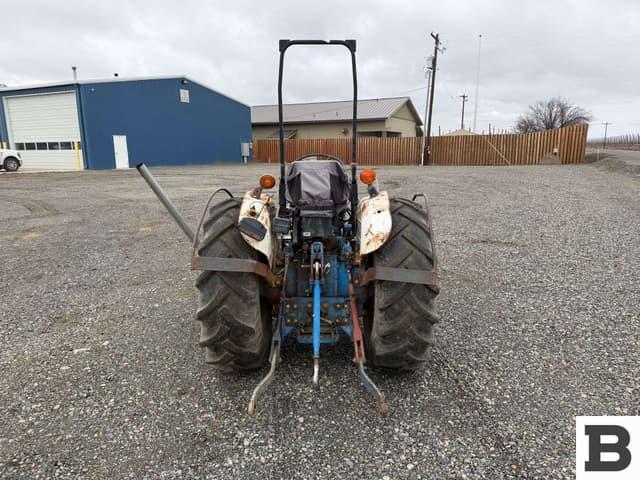 Image of Ford 4610 equipment image 4