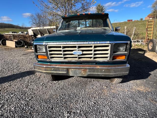 Image of Ford F-150 equipment image 2