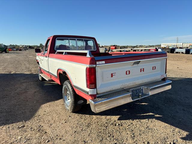 Image of Ford F-150 equipment image 1