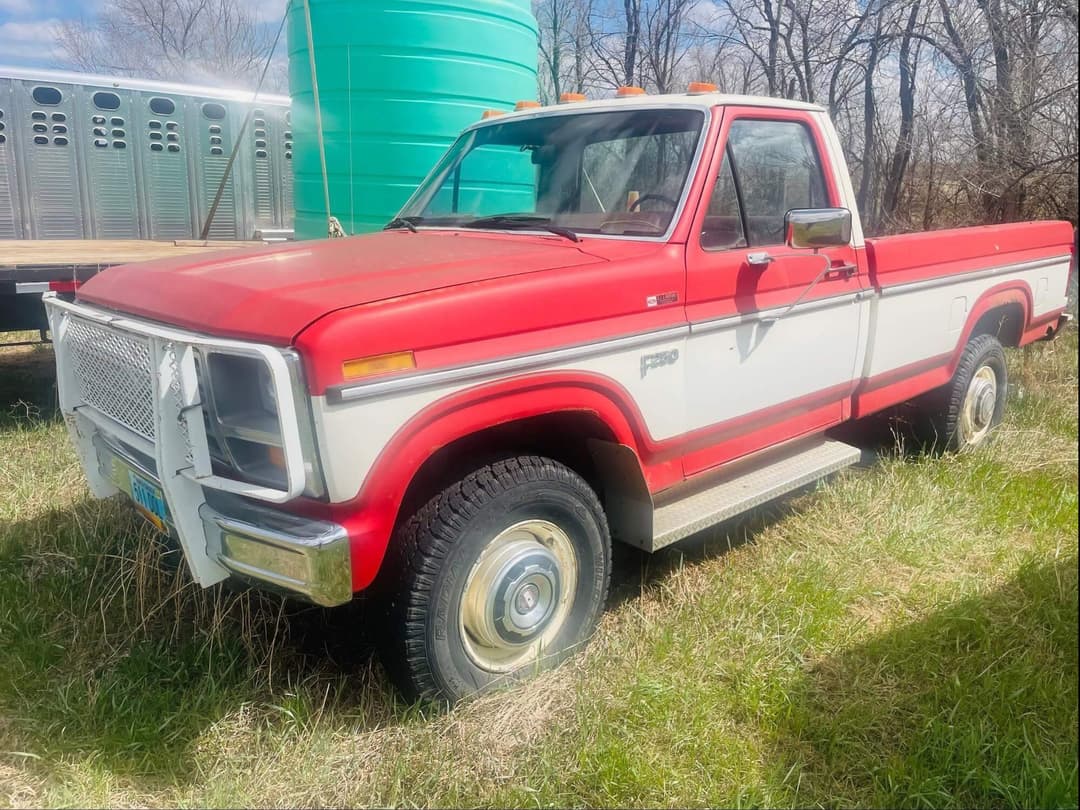 Image of Ford F-250 Primary image